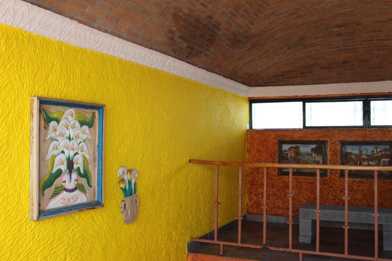 State Inn Chihuahua Exterior photo