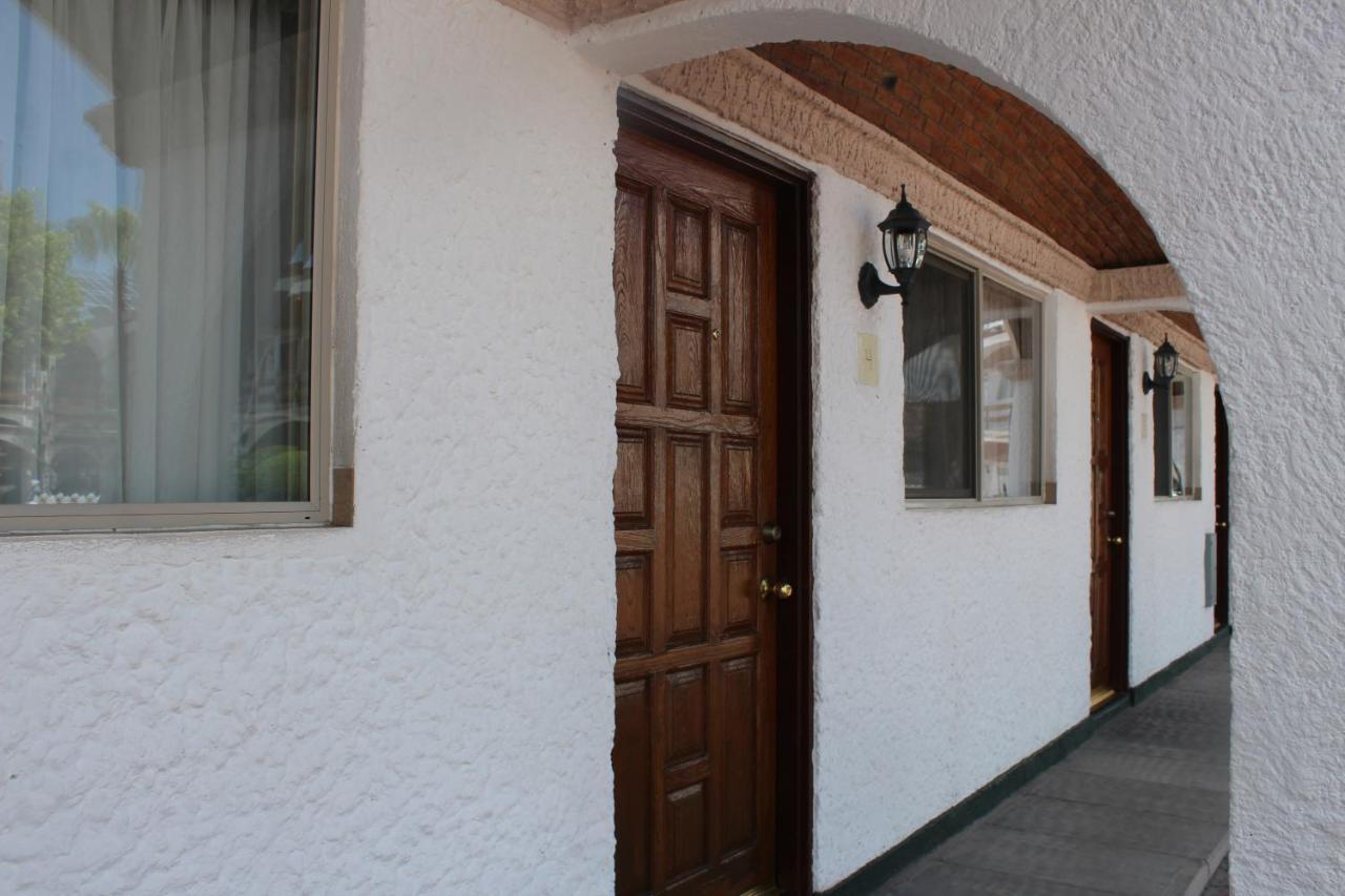 State Inn Chihuahua Exterior photo